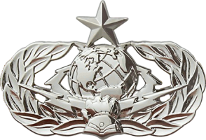 Нагрудный знак Старший специалист киберкосмической поддержки 
